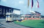 Straßenbahn Würzburg__In der Schleife vor dem Hbf.