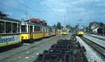 SSB Stuttgart__Gartenschau-TW (GS) 856 [Uerdingen 1939] hat ausgedient und wartet inmitten  T2, B2 und dem Zahnradbahn-Tw 102 im Bf S-Möhringen auf die Verschrottung.__16-05-1974