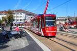 HEAG mobilo Straßenbahn Darmstadt Adtranz ST13 Wagen 9870 am 07.09.24 in der Innenstadt