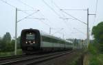 DSB IC 3 5276 und DSB IC 3 5277 rasen am 29.04.09 als EC 36 Kopenhagen - Hamburg Hbf mit 140 km/h durch Reinfeld (Holst.) Richtung Bad Oldesloe.