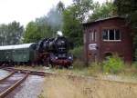 50 3616-5 des VSE Schwarzenberg am 20.8.2006 bei der Einfahrt in den Bf.Drrrhrsdorf 