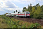 Nachschuss auf 146 574-9 DB als IC 2445 (Linie 55) von Köln Hbf nach Dresden Hbf, der in Gommern auf der Bahnstrecke Biederitz–Trebnitz (KBS 254) fährt.
[10.8.2019 | 10:13 Uhr]