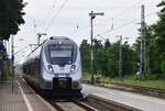 442 307 rollt als RE13 in Königsborn in Richtung Magdeburg ein.