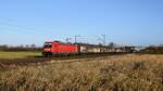 DB Cargo 187 146 mit gemischtem Güterzug in Richtung Osnabrück (Marl, NI, 01.02.2024).