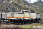 Bei einer Radtour von Wernigerode nach Stolberg (Harz) fiel diese Werkslok am Kalkwerk Kaltes Tal bei Elbingerode (Harz) auf. Schnell abgestiegen und ein Foto durch den Zaun von 345 291-9 (DR V 60 D) geschossen. Sehr schön zu sehen, dass ihr bei der MaLoWa in Klostermansfeld wieder neues Leben eingehaucht wurde.

🧰 Fels-Werke GmbH
🕓 29.4.2023 | 12:12 Uhr