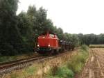 D25 (Bentheimer Eisenbahn AG) mit Gterzug 307 zwischen Bentheim-Nord und Ochtrup-Brechte bei Achterberg am 01-10-2001.