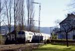 218 147 und 148 im November 1990 in Lendringsen (RWK-Sondertransport)