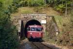 796 785 + 996 780 + 796 690 am Kronprinzeichetunnel zwischen Vormwald und Lützel am 30.04.1995.