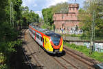 HLB 1440 157 (ET 157) ist als RB75 von Wiesbaden Hbf nach Aschaffenburg unterwegs und erreicht hier gerade die Mainzer Südbrücke.