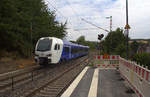 Ein neuer Triebzug kommt durch Aachen-Eilendorf und kommt aus Richtung Köln und fährt in Richtung Aachen-Hbf.
Bei Sommerwetter am 23.7.2018.