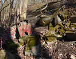 Im Wald fand ich noch die Überreste von Kabelschächten und einen alten Signalsockel welche von der stillgelegten Bahnstrecke Horrem - Mödrath der ehemaligen Bergheimer Kreisbahn