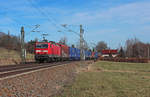 143 558-5 fährt am 04.03.2017 mit dem GA 52811 (Braunschweig Rbf - Mosel) durch den Ortsteil Glauchau Schönbörnchen.