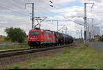 Kesselzug mit 185 587-3 (2055) der RheinCargo GmbH & Co. KG fährt in Teutschenthal, Baustoffwerk, auf der Bahnstrecke Halle–Hann. Münden (KBS 590) Richtung Halle (Saale).
[11.7.2020 | 14:57 Uhr]