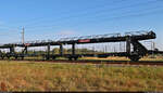 Vierachsiger doppelteiliger und doppelstöckiger Autotransportwagen mit der Bezeichnung  Laaers  (23 80 4363 201-3 D-BRAIL), gezogen von 152 039-4 (Siemens ES64F) bei Eisdorf (Teutschenthal)