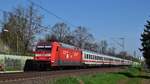 101 020 zieht den IC 1919 nach Stuttgart durch Mainz Laubenheim. Aufgenommen am 7.4.2019 11:16