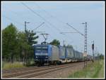 Am 1.8.14 kam der DGS 43947 von Wanne Eickel nach Wien Freudenau Hafen über die Rheinbahn.
Der Zug wurde an diesem Tag mit der blauen 145 CL 203 (145 523) bespannt. 
So zeigten sich Lok und Wagen in einer passenden Farbkombination. 
Aufgenommen bei Wiesental.