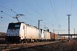 Am Nachmittag des 14.03.2018 bespannte Rpool/LINEAS 186 294-5 gemeinsam mit Rpool/LINEAS 186 455-2 den  P&O -Containerzug nach Belgien, als sie bei Müllheim (Baden) bei den dortigen