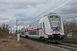 Am Nachmittag des 27.01.2019 fuhr IC2-Steuerwagen D-DB 50 80 86-81 886-3 (2886) zusammen mit der schiebenden 147 562 als Leerzug (Karlsruhe Hbf - Basel Bad Bf) südlich von Buggingen durchs