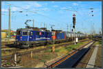 421 379-9 der Dampflok-Depot Full (mit Sonderbeklebung Zürich - München) und 421 374-0 der Swiss Rail Traffic ziehen am 28.09.2023 einen Kesselzug durch Basel Bad Bf.