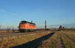 Groe Augen machte ich auch bei diesem Anblick: 221 135-7 war am Morgen des 31.12.13 als Tfzf 92110 von Basel Rbf nach Oberhausen-Osterfeld unterwegs.