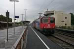 421 380-7 und 421 393-0 waren am Nachmittag des 30.07.14 als Lz/T auf dem Weg in Richtung ihres Heimatlandes. Hier konnten die beiden im Bahnhof Mllheim (Baden) aufgenommen werden.