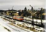 23.Februar 1991 Bahnhof Grombach (Rückgebaut) VT95 9240 mit Sonderzug 21285 nach Bad-Friedrichshall .  EstW von Karlsruhe , Oberleitung Regionalexpressline RE4 Abelio