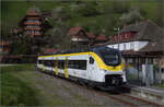Traktionswandel bei der SWEG, der BEMU ist im Einsatz.

563 004 in Bad Griesbach. April 2024.