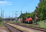 294 656-4 mit dem ER/Sperrf 55293 (Villingen(Schwarzw)-Klengen Scholz) am Esig Villingen 12.6.20