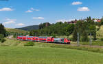 146 235  150 Jahre Schwarzwaldbahn  mit dem RE 4723 (Karlsruhe Hbf - Konstanz) bei St.Georgen 14.6.23