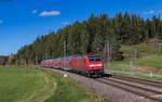 146 233 mit dem RE 4723 (Karlsruhe Hbf - Konstanz) im Groppertal 28.10.24