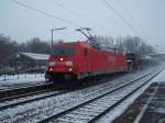 BR 185 297 mit franzsischen Militrzug in Donaueschingen am 05/01/09.