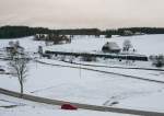 01 1066 und 64 419 mit DPE 32844 (Hausach - Singen(Htw)) am 7. Janaur 2012 bei Stockburg.