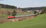 IC 2370  Schwarzwald  (Konstanz-Hamburg Altona) mit Schublok 101 112-1 bei Peterzell 17.4.13