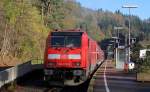 146 229-0 fuhr am 4.11.13 mit dem 4725 zwischen Niederwasser und Triberg in mehre Bume, am 5.11.13 dem Morgen danach stand sie in Triberg