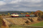 218 105-5 mit dem DPE 24054 (Rottweil-Freiburg(Brsg)Hbf) bei Unadingen 22.10.16