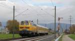 218 477-8 mit dem Mess NbZ 94320 (Friedrhf Stadt-Waldshut) bei Wilchingen 5.11.13