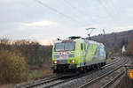 Die 185 152 ist am 16. Februar solo auf dem Weg Richtung Ulm und durchfährt den Haltepunkt in Westerstetten.
