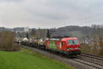 193 309  Das ist grün  bespannte am 9. April 2019 einen Containerzug auf der Filstalbahn. Aufgenommen in Westerstetten.