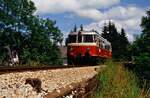 Am 29.10.1984, einem heiteren Tag, war ein MAN-Schienenbus der Hohenzollerischen Landesbahn unterwegs.