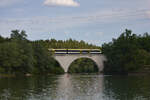 622 807 als Freizeitexpress  Schieferbahn  am 09.07.2023 auf dem Schlichemviadukt bei Schömberg.