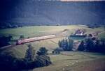 15.Juli.1992 D 386(Barbarossa) von Milano über Stuttgart nach Nürnberg Wagenpark Schnellzugwagen (FS) 218 383-8 und 218 230-0  kurz vor dem Kappelsbergtunnel .Murrrbahn wurde 1996