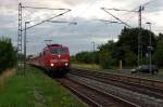 04.07.2013 / 21:04 Uhr: 111 224 mit 2 n-Wagen als RB gen Kronach in Gundelsdorf.