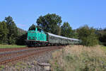 FME 213 339-5 erreicht Neuenmarkt-Wirsberg mit einem Sonderzug zum 175-jährigen Jubiläum der Schiefen Ebene. (30.09.2023)