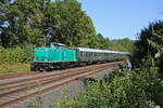 FME 213 339-5 erreicht Neuenmarkt-Wirsberg mit einem Sonderzug zum 175-jährigen Jubiläum der Schiefen Ebene. (30.09.2023)