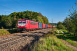 155 183 MAED mit einem Containerzug Richtung Nürnberg bei Postbauer-Heng, 15.09.2019