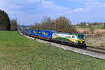 Aufgrund eines Oberbau-Mangels bei Postbauer-Heng wurden am 07. April 2023 einige Güterzüge in Nürnberg zurück gehalten. Mit etwas Verspätung passierte dann die 471 002 der GxSEV mit ihrem KLV-Zug DGS 40649 von Rheinhausen nach Curtici meinen Standort bei Sinngrün. 