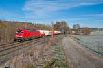 193 332 von DB Cargo mit einem KLV-Zug bei Oberhessbach Richtung Ansbach, 19.01.2019