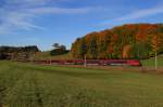 Railjet im goldenen Oktober :
Am 20.10.12 fhrte eine Doppelgarnitur des Railjet in den Bogen bei Axdorf.