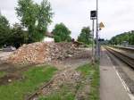 Am 13.06.2010 ist der Bahnhof Blaichach abgriessen.Nur ein haufen Steine sonst ist nichts mehr zu erkennen.Der grsste Teil ist schon abtransportiert worden.