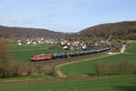 151 073 mit einem Kesselwagenzug aus Ingolstadt kommend.